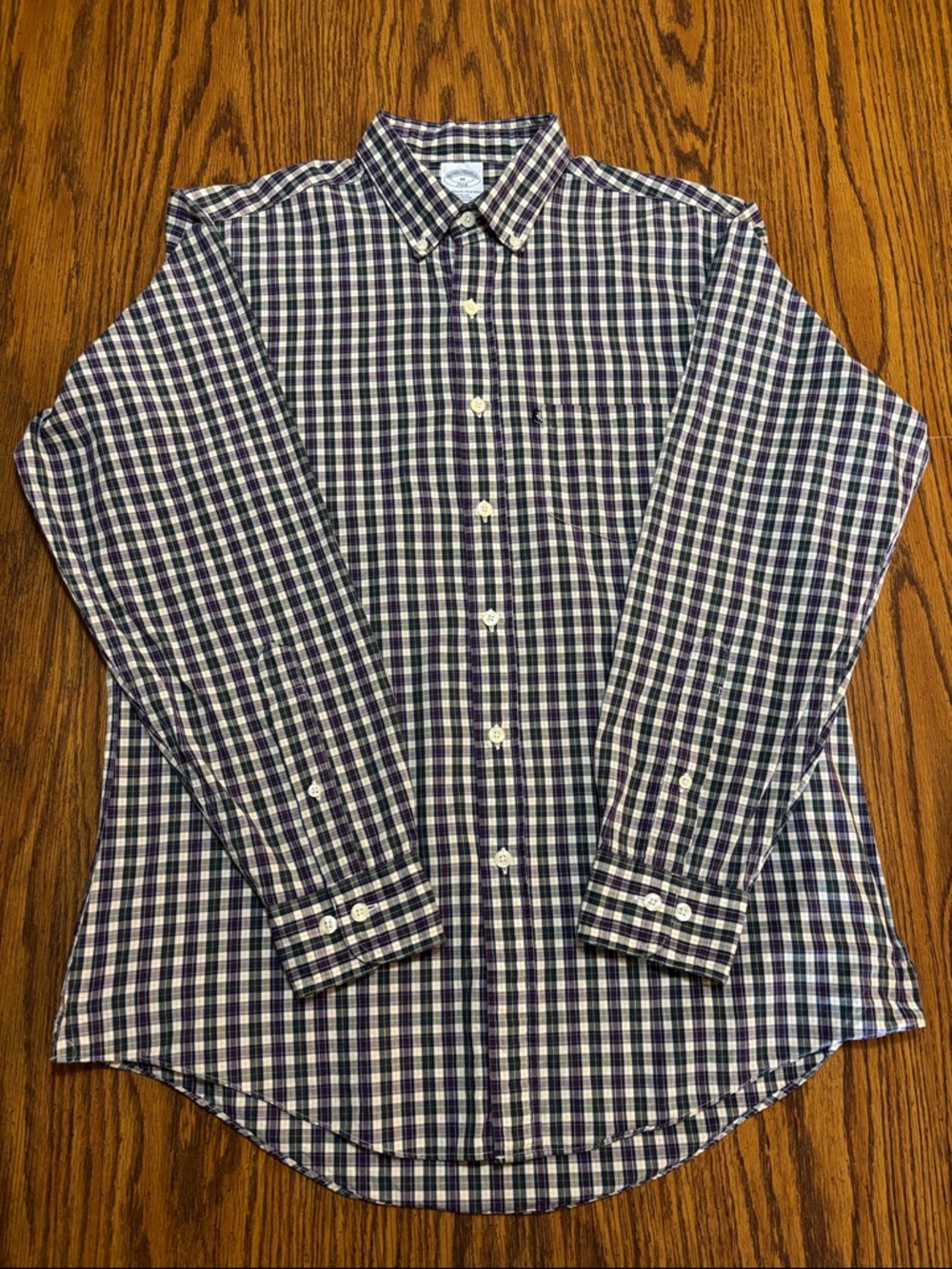 Brooks Brothers 364 Long Sleeved Button Down Shirt